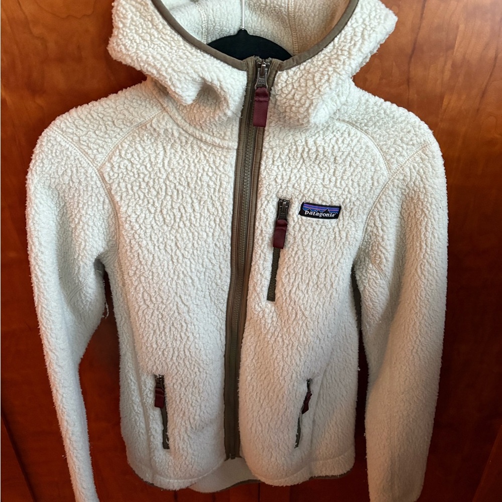 Patagonia Cream and Black Fleece Jacket